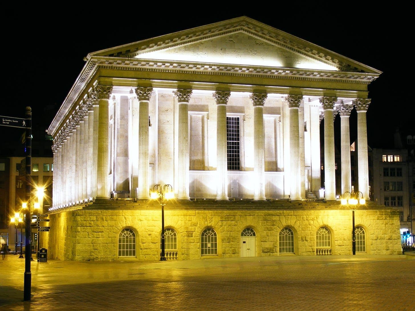 Birmingham Town Hall